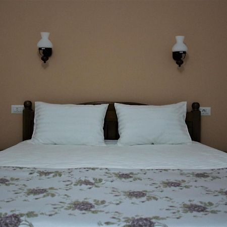 Casa Sofia Apartment Baltatesti Екстериор снимка