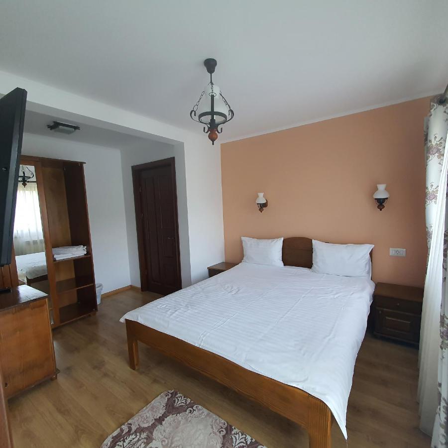 Casa Sofia Apartment Baltatesti Екстериор снимка