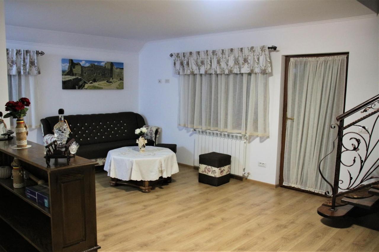 Casa Sofia Apartment Baltatesti Екстериор снимка