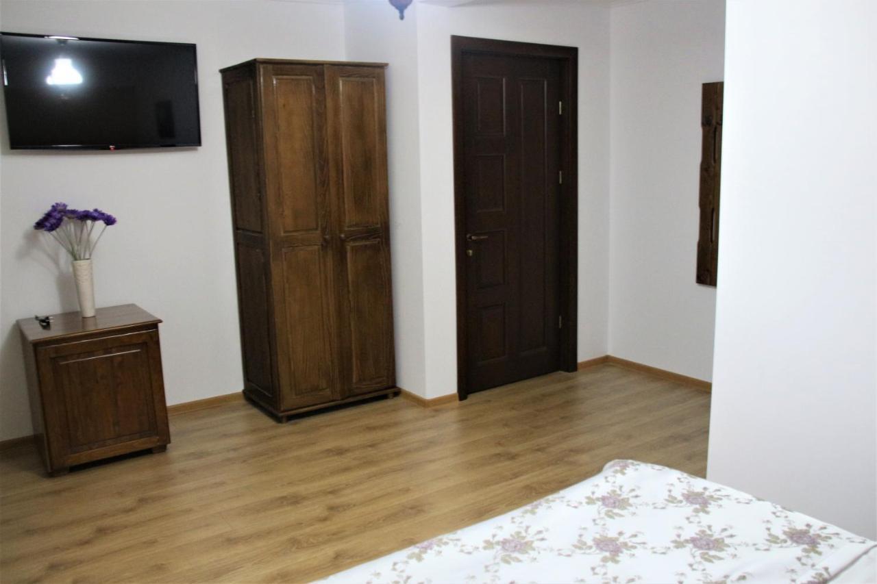 Casa Sofia Apartment Baltatesti Екстериор снимка